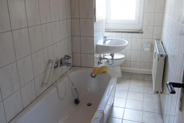 3-Raum-Wohnung Neuer Weg 37 (WE 202) - Bad