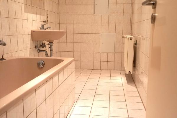 3-Raum-Wohnung Hallbacher Straße 119 (101) - Bad