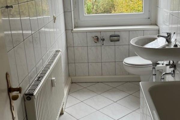 3-Raum-Wohnung Rothenthaler Straße 30a (WE 101) - Bad