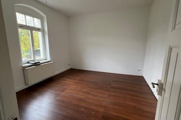 2-Raum-Wohnung Bahnhofstraße 14 (WE 201) - Wohnraum 1