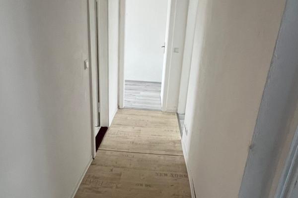 3-Raum-Wohnung Neuer Weg 37 (WE 301) - Flur