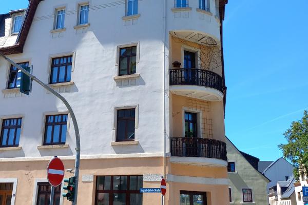 August-Bebel-Straße 2 - Außenansicht