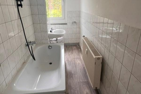 2-Raum-Wohnung Jahnstraße 4a (WE 401) - Bad