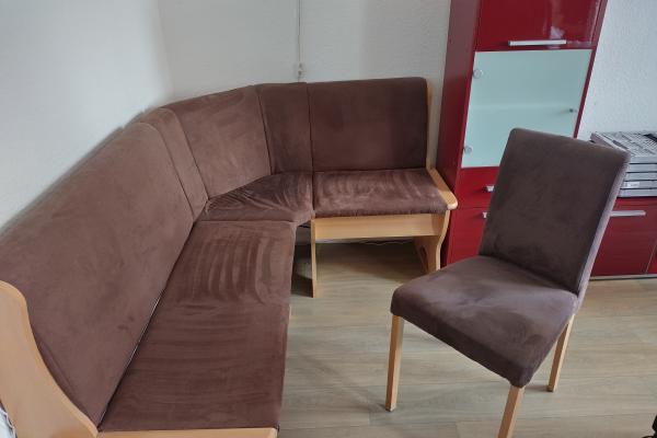 1-Raum-Wohnung Brettmühlenweg 17 (WE 312) - Eckbank + 2 Stühle