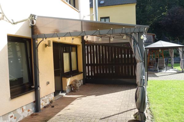 4-Raum-Wohnung Rungstockstraße 86 (WE 103) - Terrasse mit Überdachung